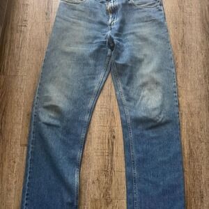 Authentic vintage Levi's 505 jeans with the classic orange tab, Made in USA ��